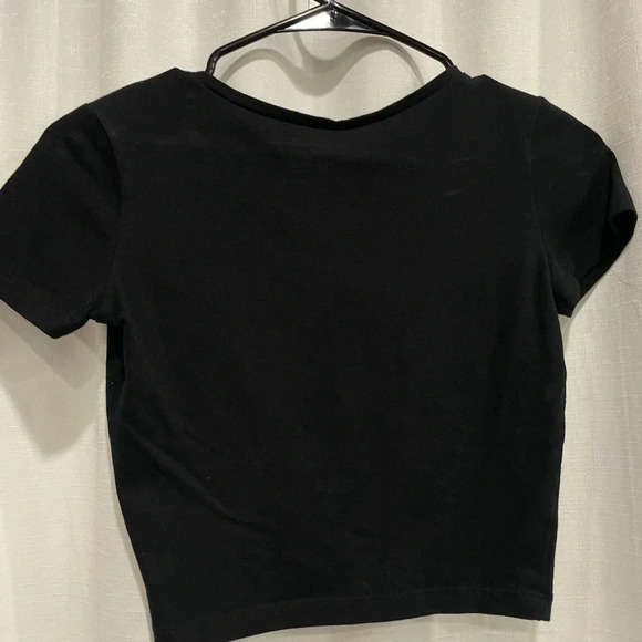Wild Fable XS Crop T-Shirt Black v-Neck - Picture 3 of 4